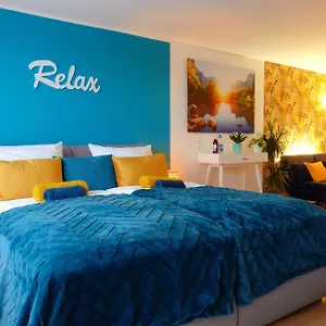  Apartment Relax - Petrol Mit Pool Und Sauna